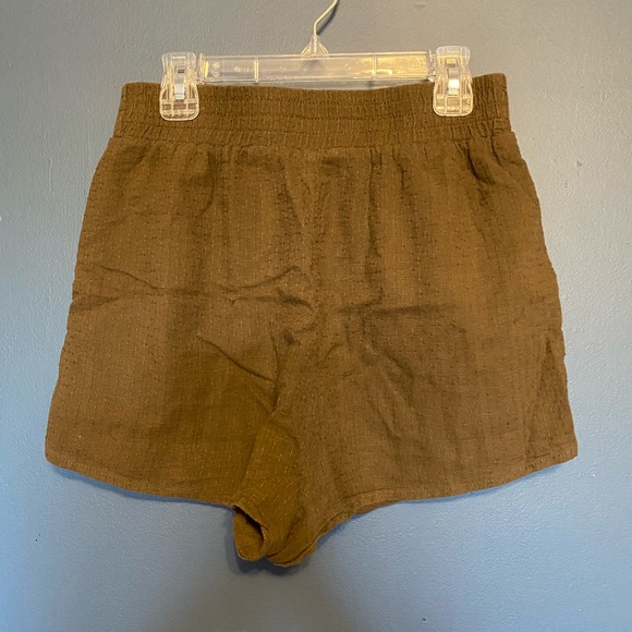 Army Green Flowy Shorts - Picture 3 of 3